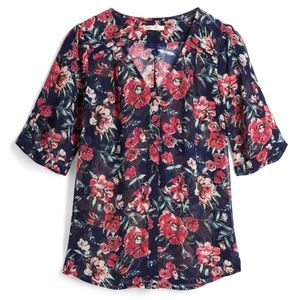 Skies Are Blue Floral V-Neck Blouse